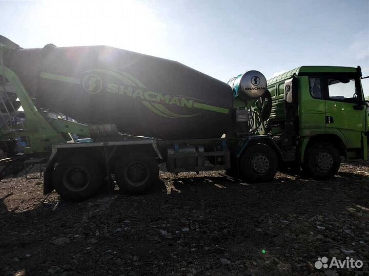 Автобетоносмеситель Shacman (Shaanxi) X3000, 2023