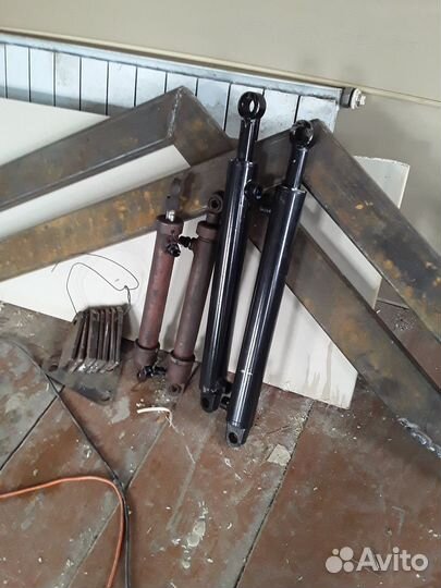 Ковш и гидроцилиндры на кун т25. синтай. русич