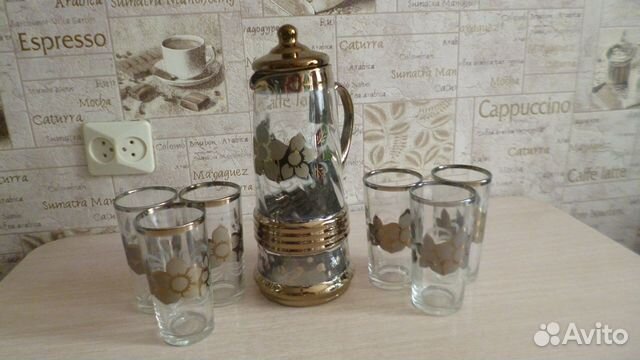 Кувшин с 6 стаканами