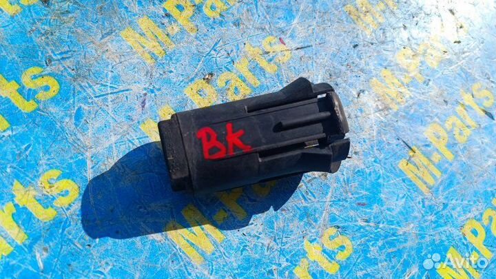 Крепление радиатора Mazda Axela BK5P bkep BK3P