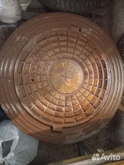 Люк чугунный