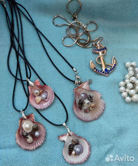 Кулон из ракушки