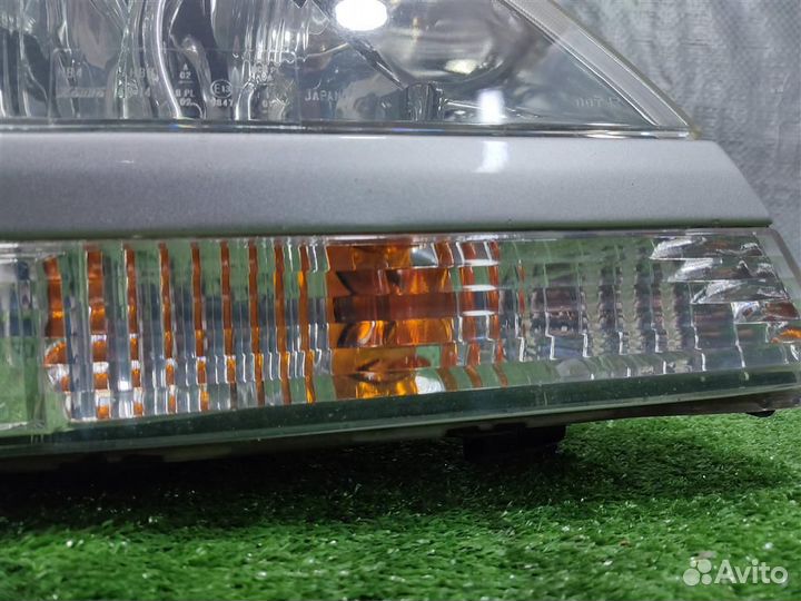 Фара правая Lexus RX300 (MCU15) 2002