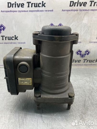 Кран управления тормозами прицепа Man Tga 18.430