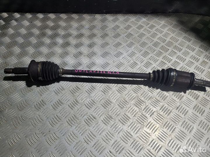 Полуось в сборе задняя левая на Outlander 1