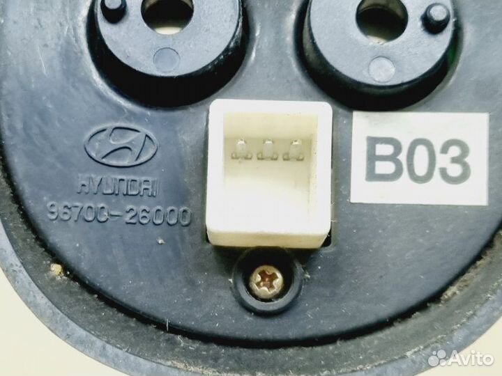 Кнопка руля многофункциональная Hyundai Santa Fe 1