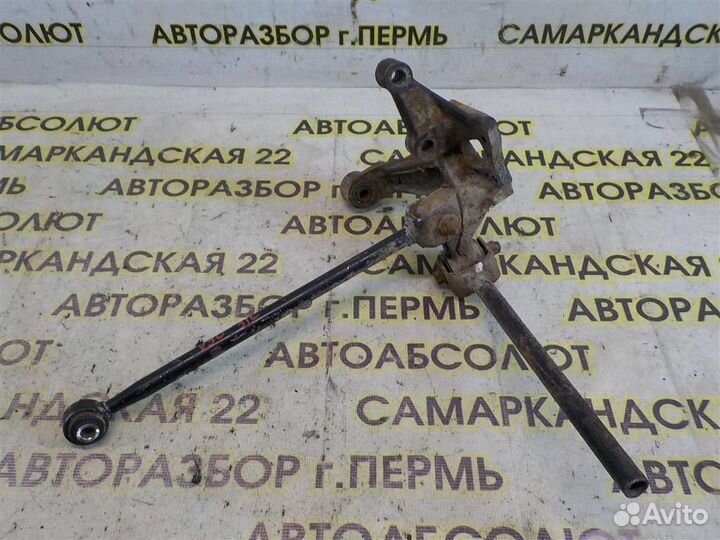 Кулак поворотный задний левый Toyota Camry XV30 2