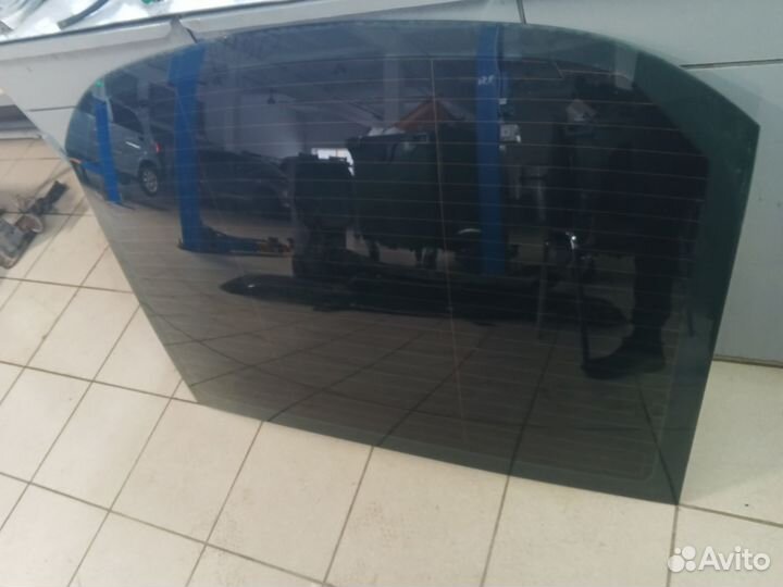 Стекло заднее Форд Мондео 4