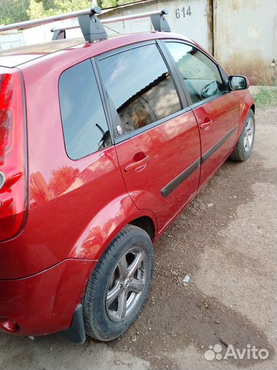 Разбор на запчасти форд фиеста