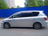 Toyota Ipsum 2.4 AT, 2005, 240 000 км, с пробегом, цена 650 000 руб.