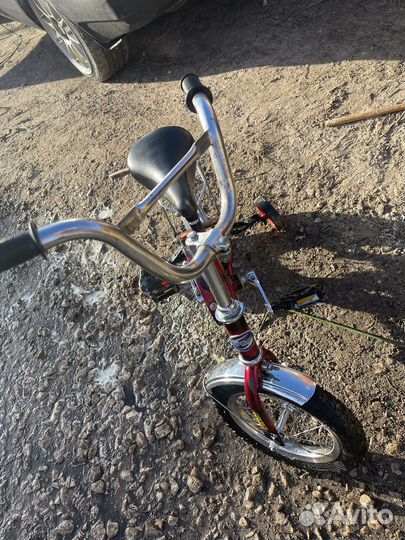 Детский велосипед четырехколесный