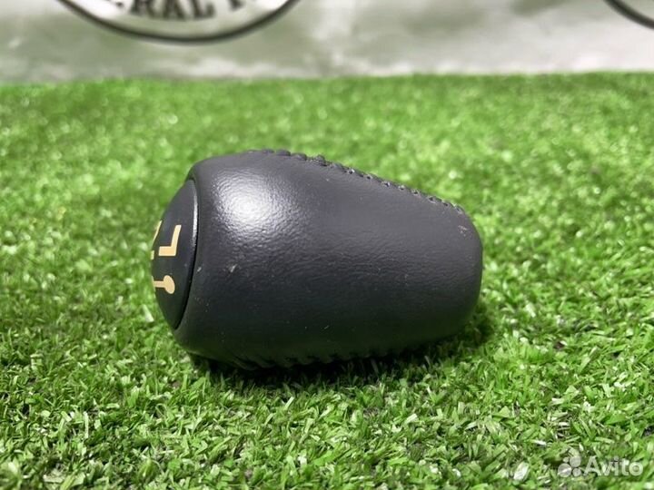 Ручка раздаточной коробки Toyota Land Cruiser