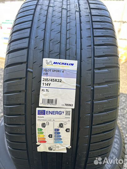 Michelin Pilot Sport 4 SUV 325/40 R22 и 285/45 R22 114Y