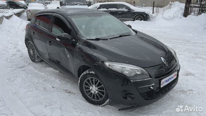 Рычаг передний правый Renault Megane 3 545008682R