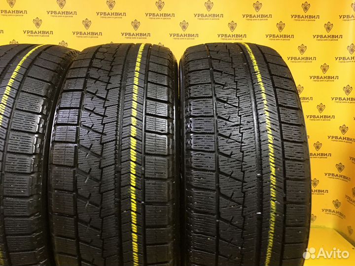 Bridgestone Blizzak VRX 215/50 R18 92Q