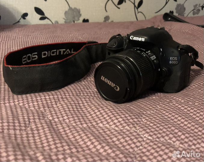 Зеркальный фотоаппарат canon 600d