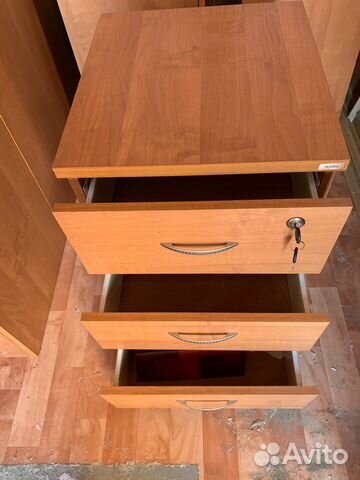 Тумба офисная выкатная