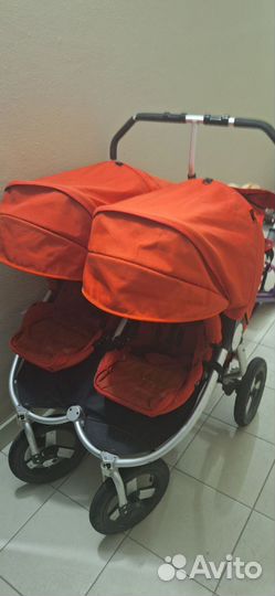 Коляска для двойни bumbleride indie twin