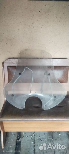 Ветровой обтекатель