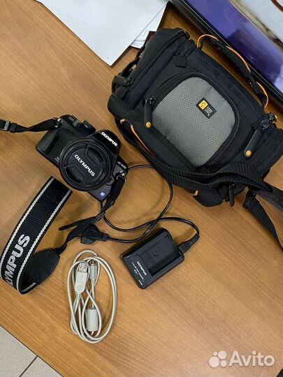 Зеркальный фотоаппарат olympus e-420