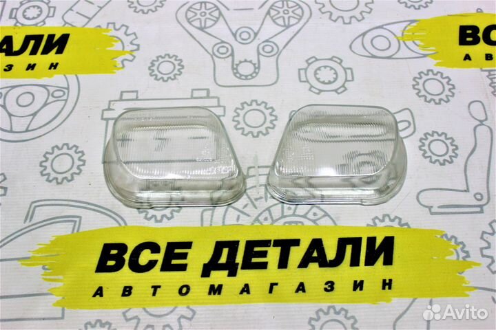 Стекло на противотуманную фару Mercedes W210