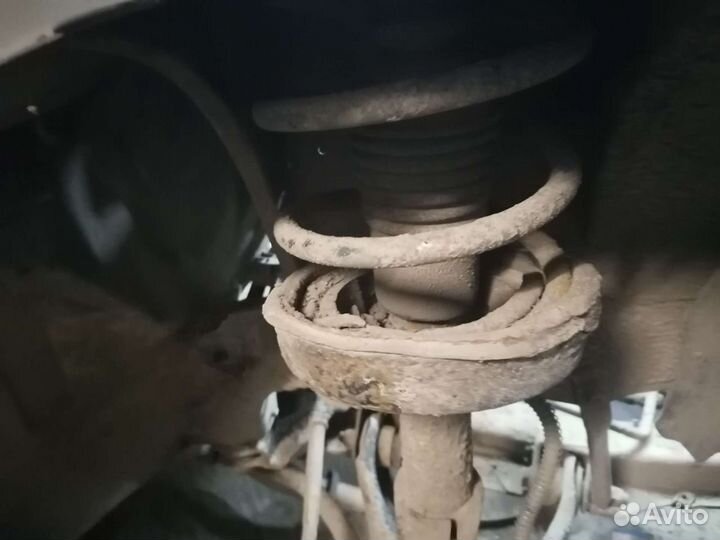 Передний амортизатор рено симбол клио канго.логан