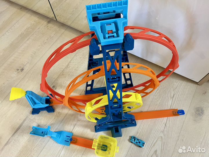 Hot Wheels трек Тройная Петля