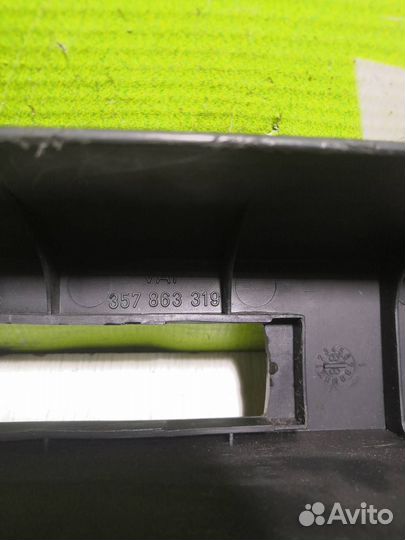 Консоль Фольксваген Пассат Б3