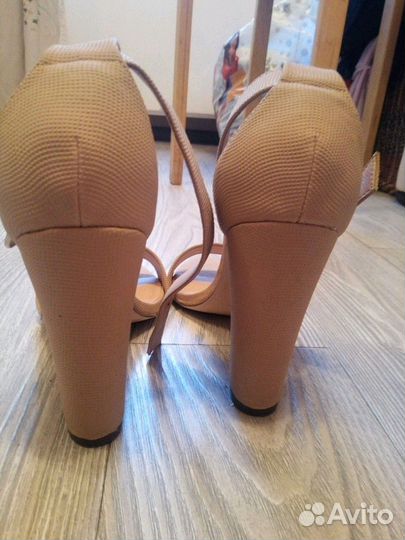 Босоножки Call it Spring p.40