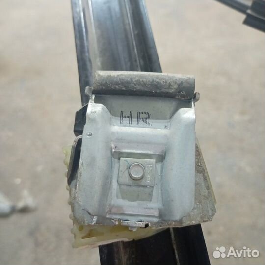 Стеклоподъемный механизм задний правый Volkswagen