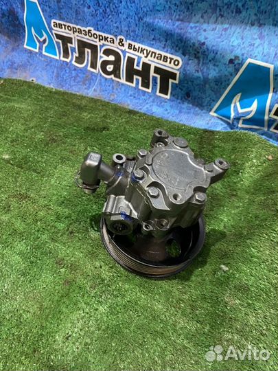 Насос гидроусилителя руля Mercedes-Benz Ml W163