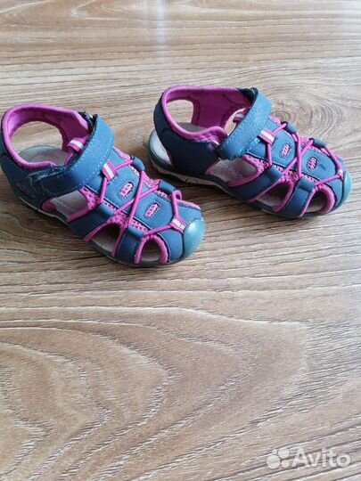Сандали для девочки