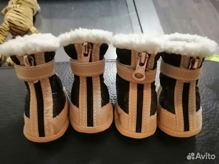 Обувь для маленьких собак