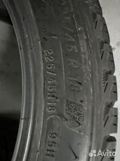 Michelin X-Ice Snow 225/45 R18