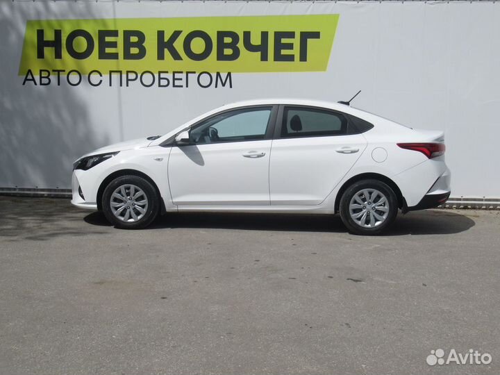 Hyundai Solaris 1.6 AT, 2022, 5 600 км