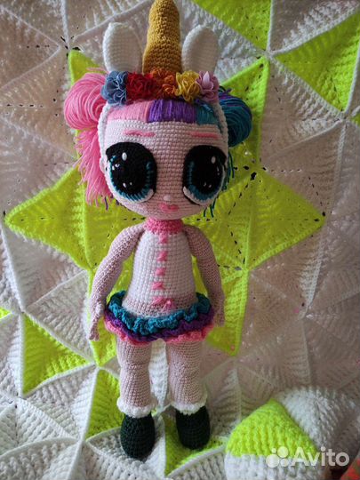 Вязаная кукла ручной работы