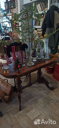 Стол антикварный