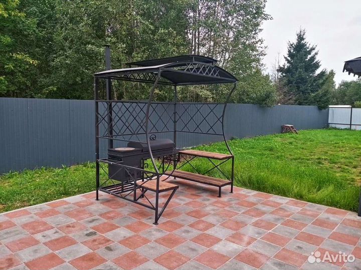 Мангал с печью под казан и крышей