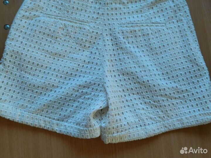 Шорты женские
