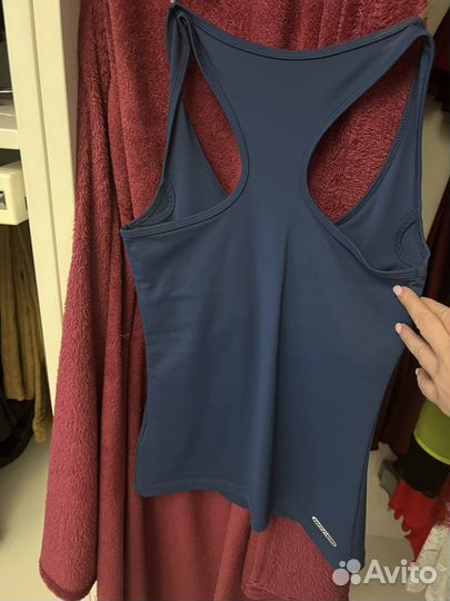 Костюм для тренировок