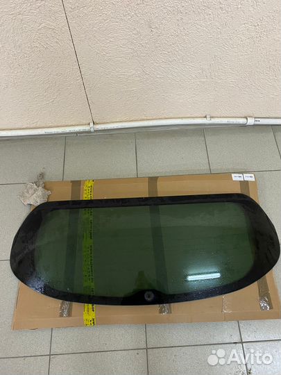 Стекло крышки Kia Sportage 4