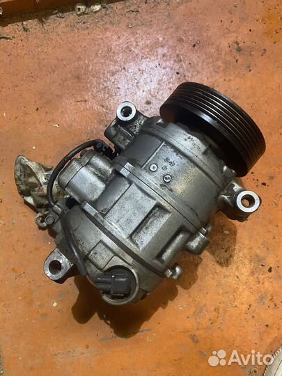 Компрессор кондиционераe60 n46b20