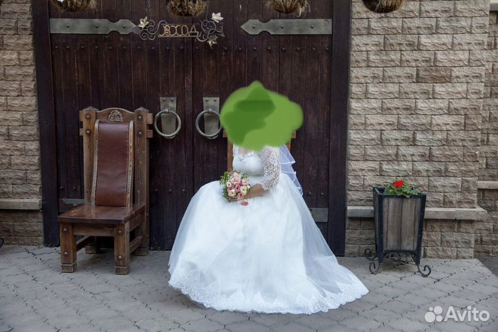 Свадебное платье