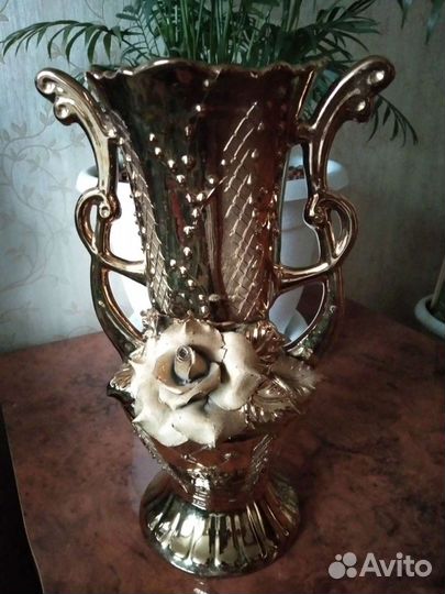 Вазы декоративные керамическая, стеклянная