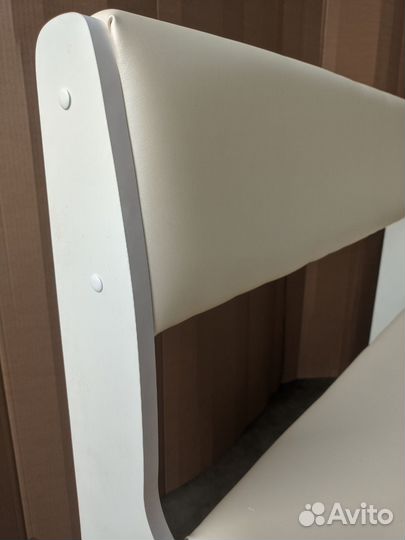 Кухонный уголок новый