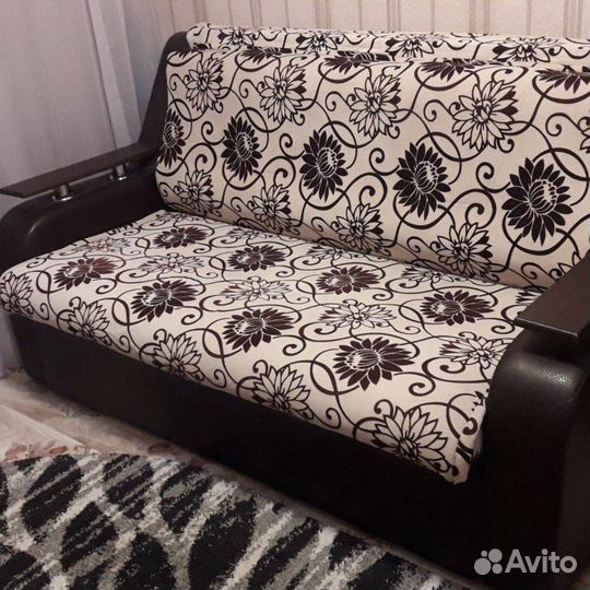 Продаю диван