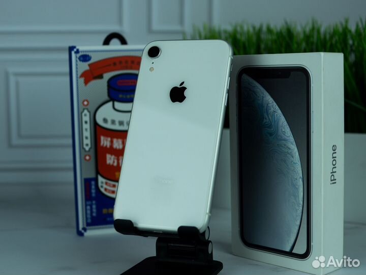 iPhone Xr, 64 ГБ