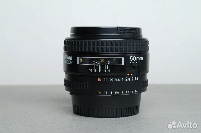 Объектив Nikon 50mm f/1.4 D