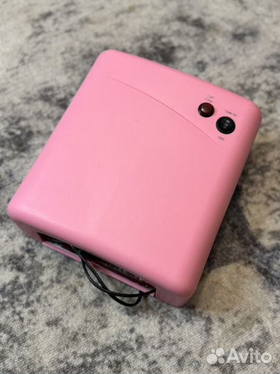 Лампа для сушки ногтей