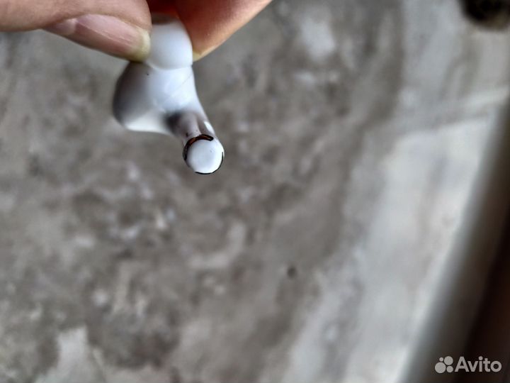 Airpods pro наушник левый